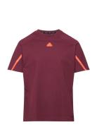 Designed 4 Gameday T-Shirt Sport T-shirts Short-sleeved Red Adidas Spo...