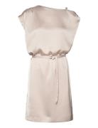 D6Grayson Satin Dress Kort Kjole Beige Dante6