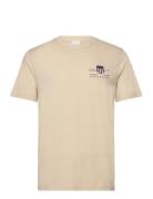 Reg Archive Shield Emb Ss T-Shirt Tops T-shirts Short-sleeved Beige GA...