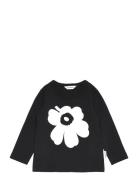 Yksi Unikko Placement I T-shirts Long-sleeved T-shirts Black Marimekko