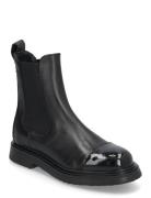 Hollie Shoes Chelsea Boots Black Pavement