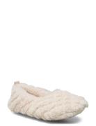 Nina Fluffy Ballerina Slippers Tøfler Cream Hunkemöller