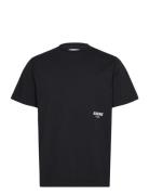 Entrance T-Shirt Designers T-shirts Short-sleeved Black BLS Hafnia