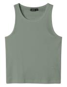 Nlfhinaja Crop Solid Tank Top Tops T-shirts Sleeveless Green LMTD