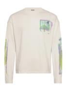 Great Boxy Graphic Long Sleeve T-Shirt Tops T-shirts Long-sleeved Whit...