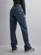 Pieces - Straight leg jeans - Medium Blue Denim - Pckelly Mw Straight ...