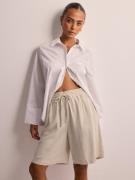 Selected Femme - Shorts - Sandshell - Slfviva Mw Shorts Noos - Shorts