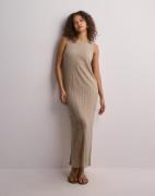 Selected Femme - Beige - Slfhennah Sl Knit Dress