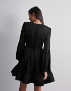 Malina - Svart - Jasmine mini dress