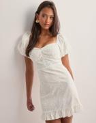 Nelly - Hvit - My Dearest Dress