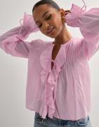 Nelly - Rosa - Stunning Flounce Blouse