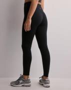 Aim'n - Svart - Shape Seamless Tights