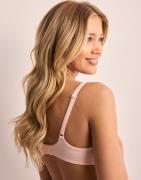 Hunkemöller - Rosa - Lola non wired low d pu