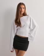 Nelly - Svart - Low Waist Mini Skirt