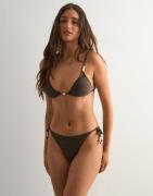 Malina - Brun - Magnolia Pearl Detailed Bikini bottom