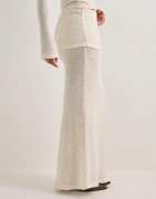 Nelly - Hvit - Luxe Texture Maxi Skirt